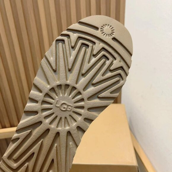 UGG Womens classic ultra mini platform boots Chestnut - Picture 8 of 8